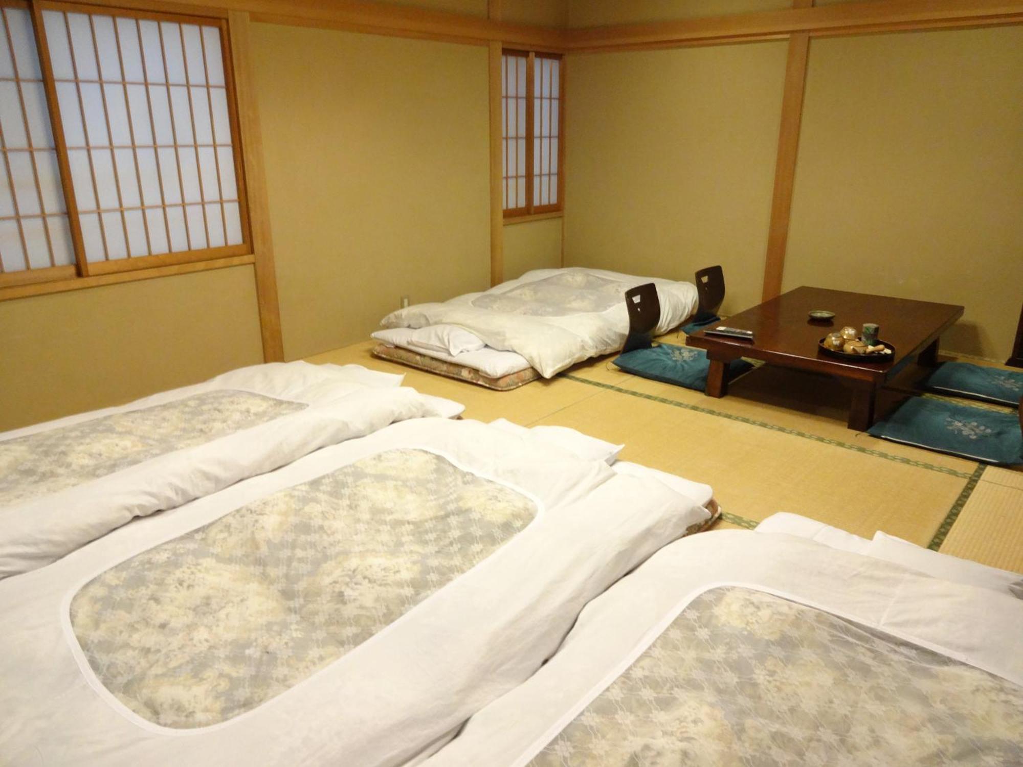 Chuokan Shimizuya Ryokan Nagano Rom bilde