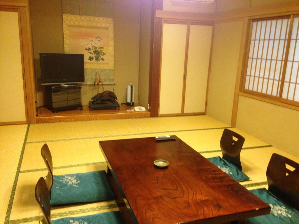 Chuokan Shimizuya Ryokan Nagano Rom bilde